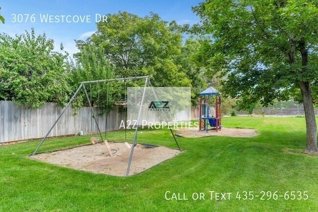Building Photo - 3076 Westcove Dr