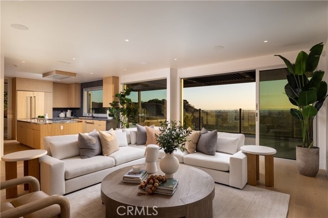 Building Photo - 1789 Nantucket Pl