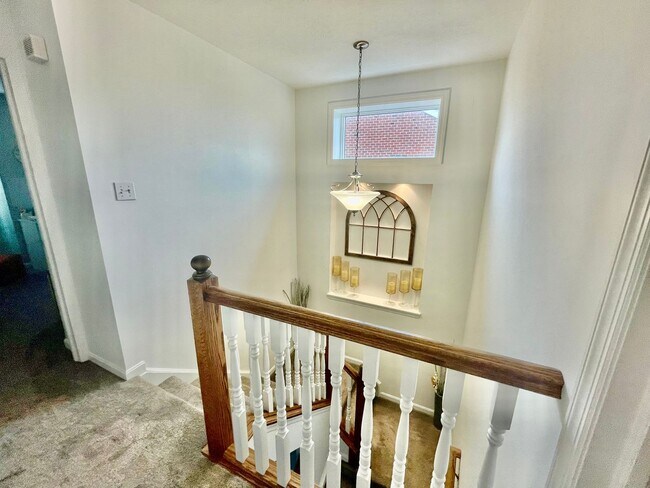 Building Photo - Modern Elegance: Newly Remodeled Home with 2-Car Garage in Wexford, PA