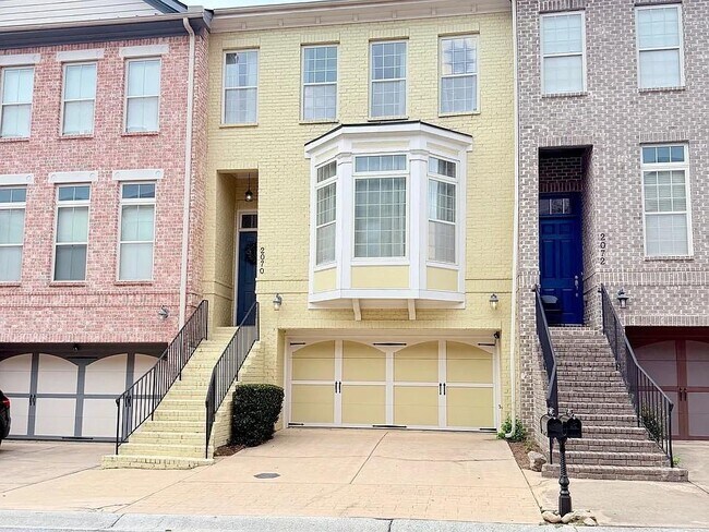 Primary Photo - 2070 Callaway Ct