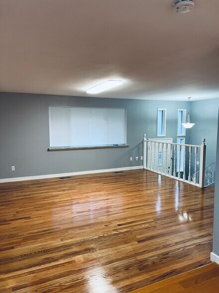 Building Photo - 12630 SE 160th St