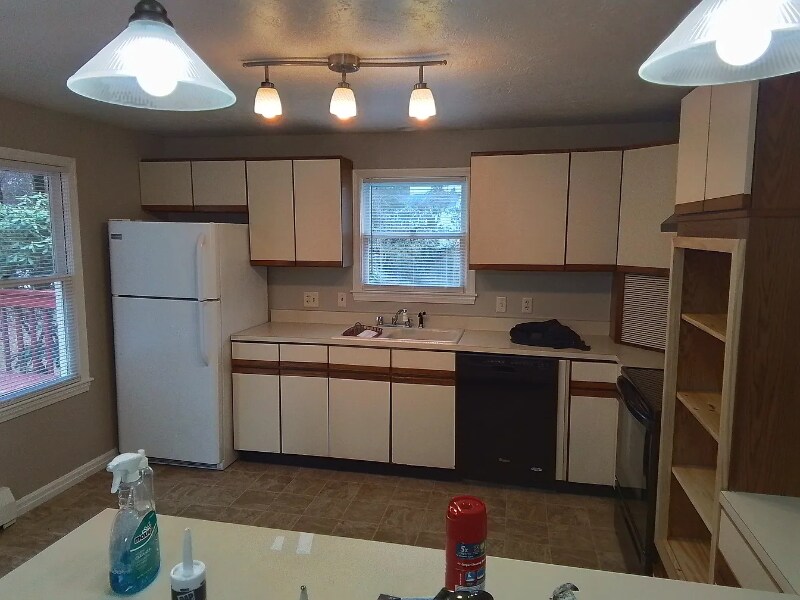 Building Photo - 959 Lancaster St