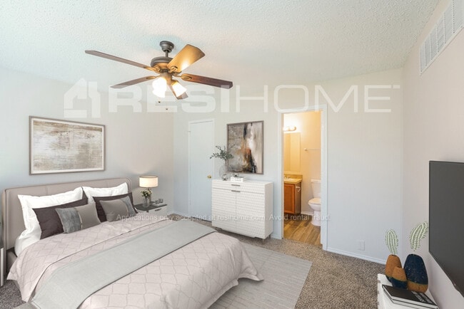 Building Photo - 9720 Brierwyck Dr