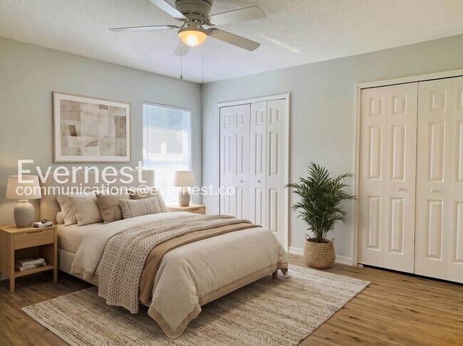 Building Photo - Spacious Home with Attached Garage and Central Air | Pet friendly | Available Soon!