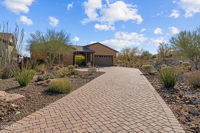 Building Photo - 3672 Ridgeview Ter