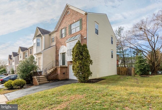 Building Photo - 6892 Kerrywood Cir