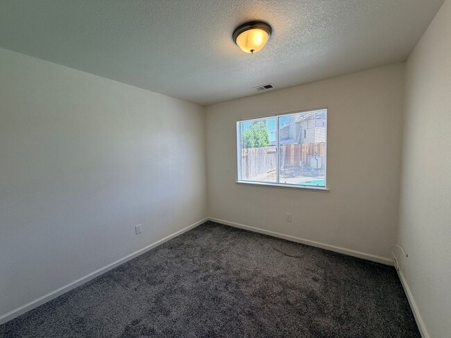 Building Photo - 1311 St Francis Dr