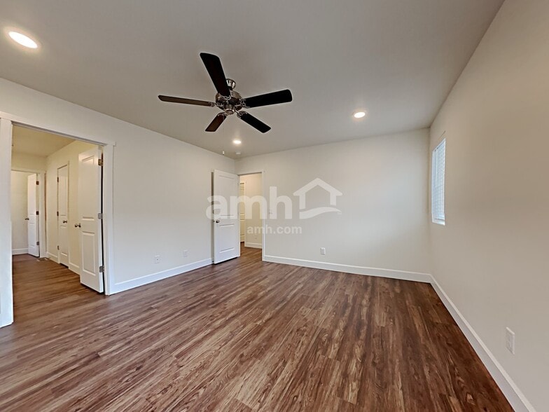 Building Photo - 30826 SE 418th St