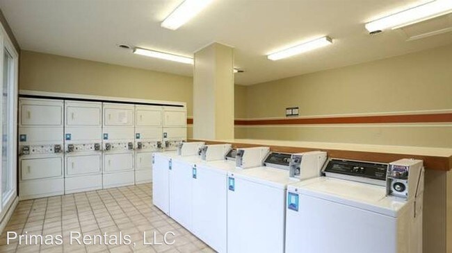 Building Photo - 5550 Arturo Ct