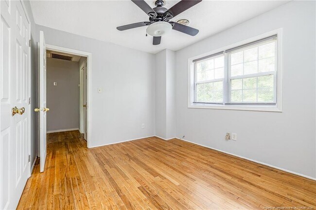 Building Photo - 2328 Barrington Cir