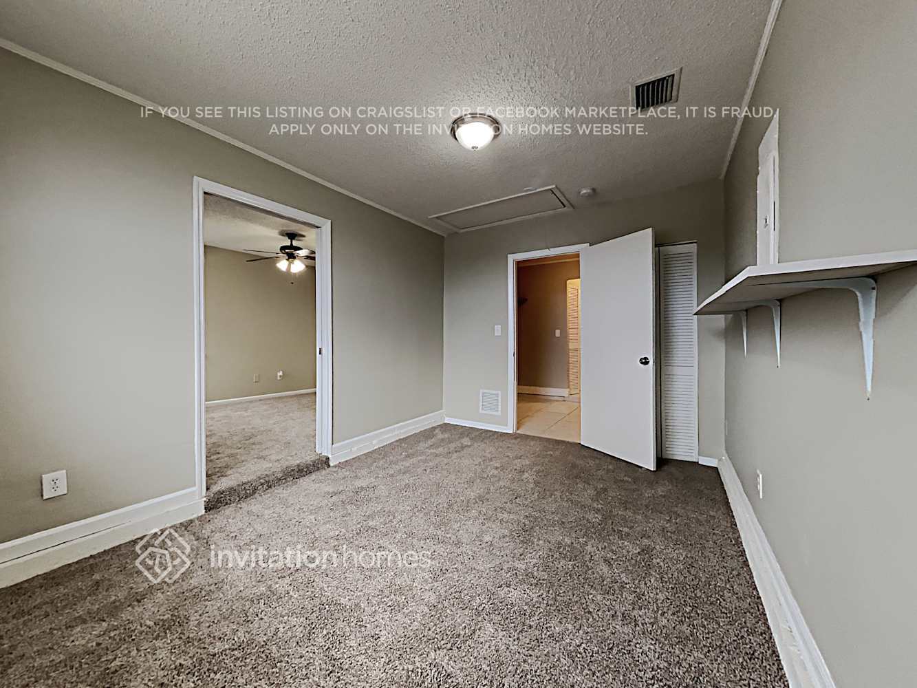 Building Photo - 10884 Grandview Ct