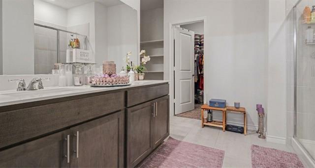 Building Photo - 1613 Grand Villa St