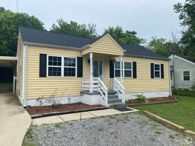 Building Photo - 83 Vero Beach St