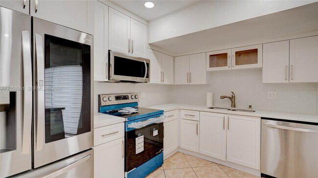 Building Photo - 2953 SW 23rd St