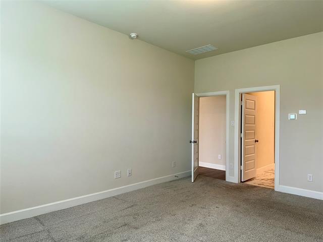 Building Photo - 1804 Welker Dr