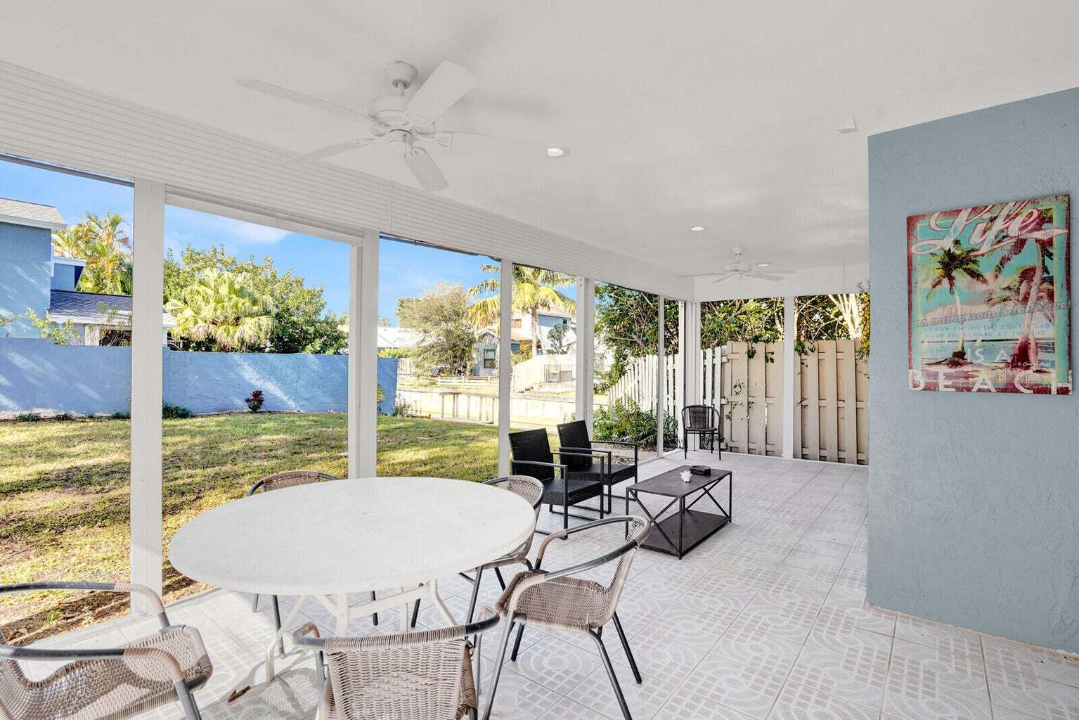 Building Photo - 940 Rainberry Lake Dr