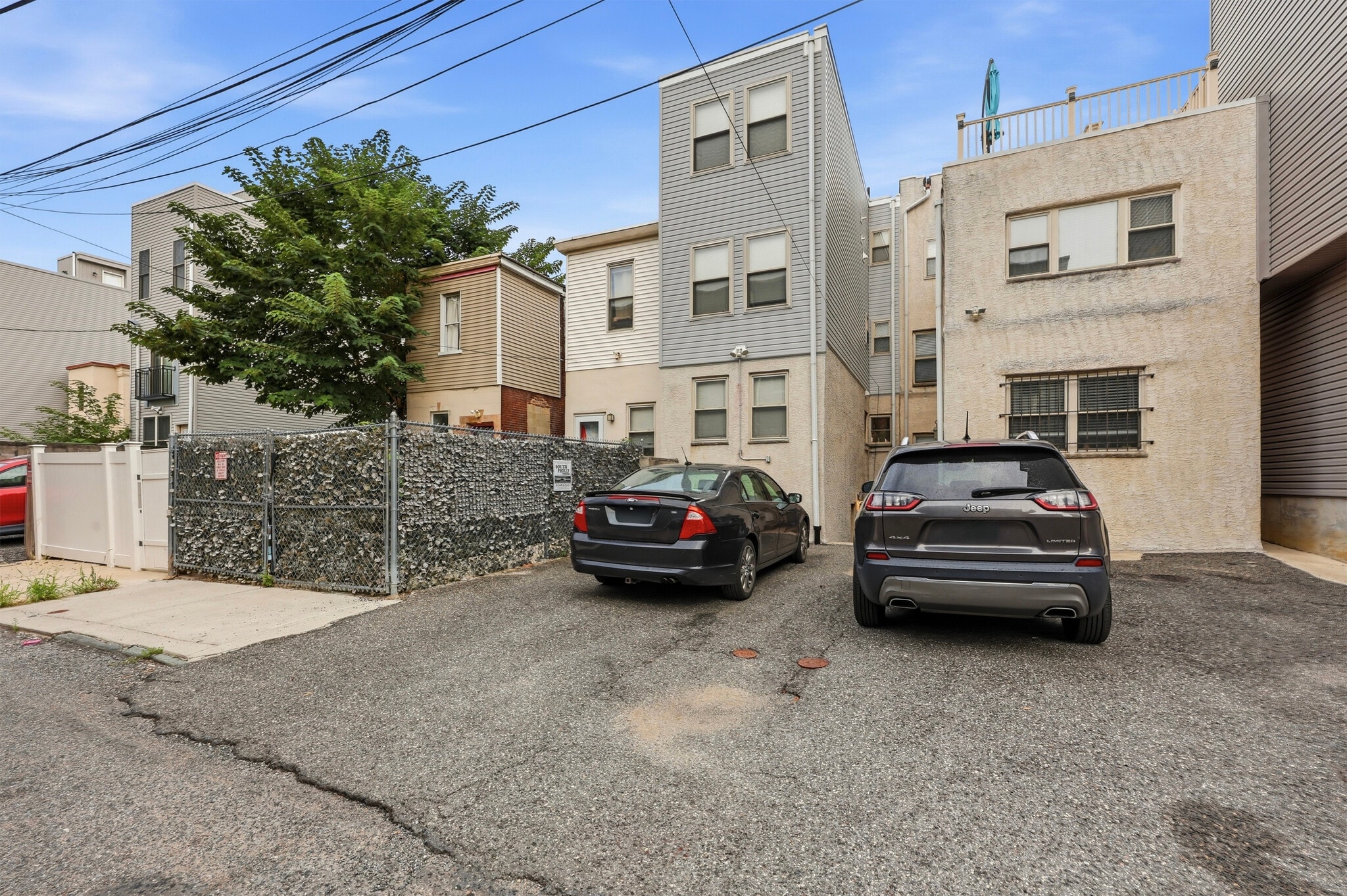 Parking Spot - 2612 Ellsworth St