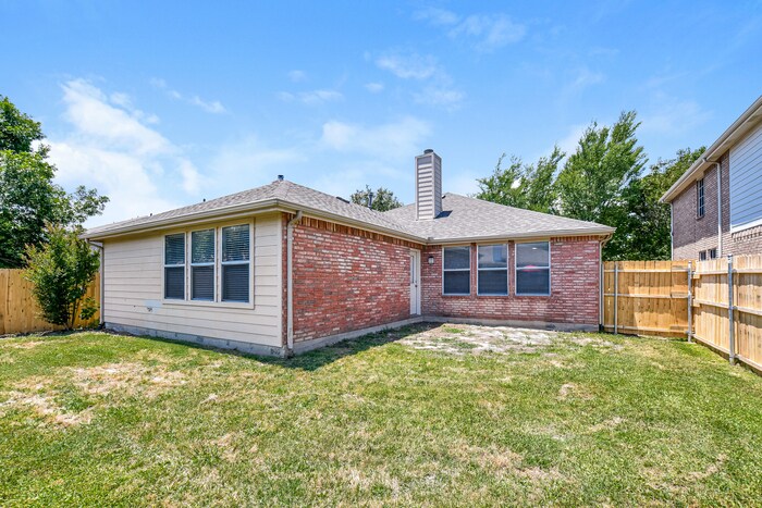 Building Photo - 513 Colt Dr