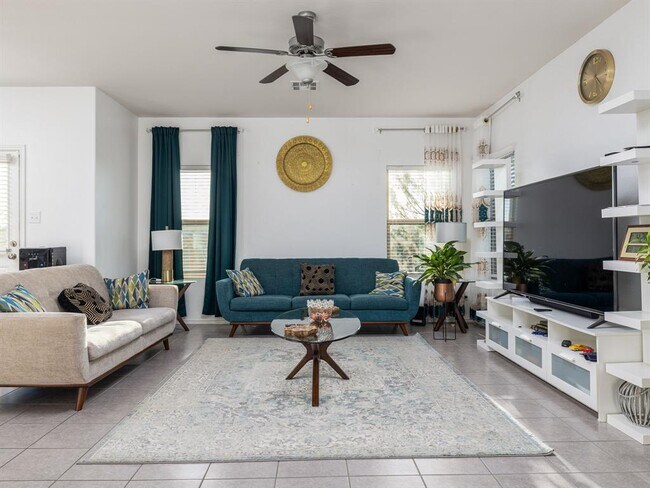 Building Photo - 464 Druse Ln