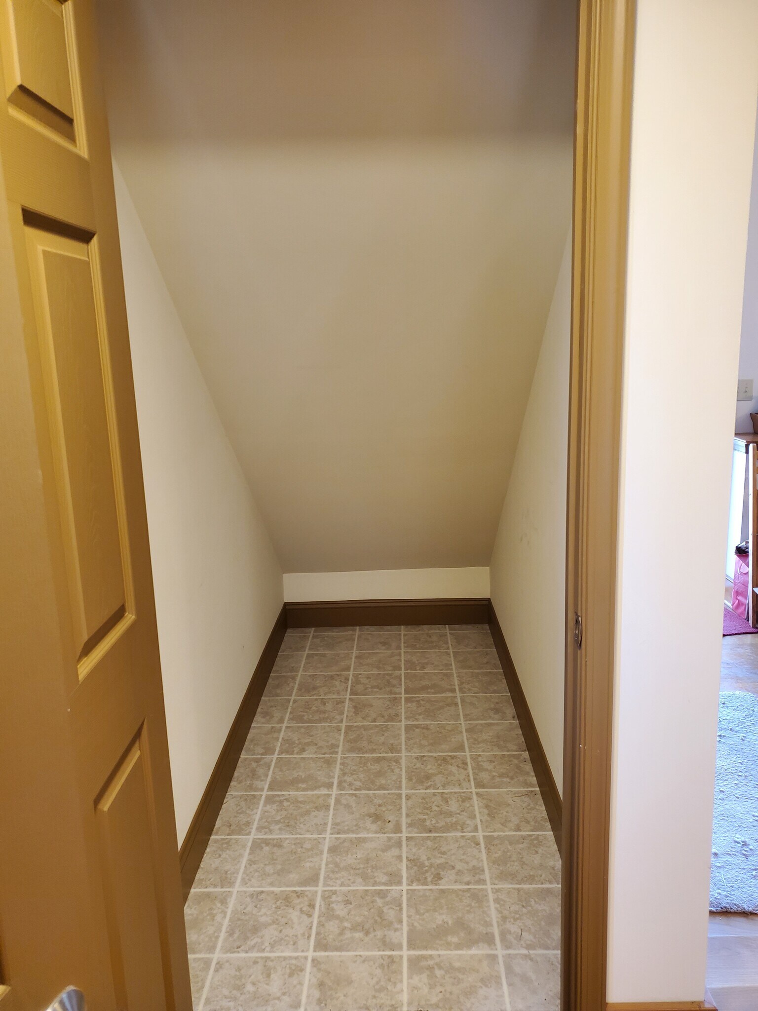 Building Photo - 3428 Bedminster Rd