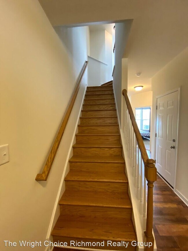 Building Photo - 3 br, 3.5 bath House - 11917 Rubystone Dr