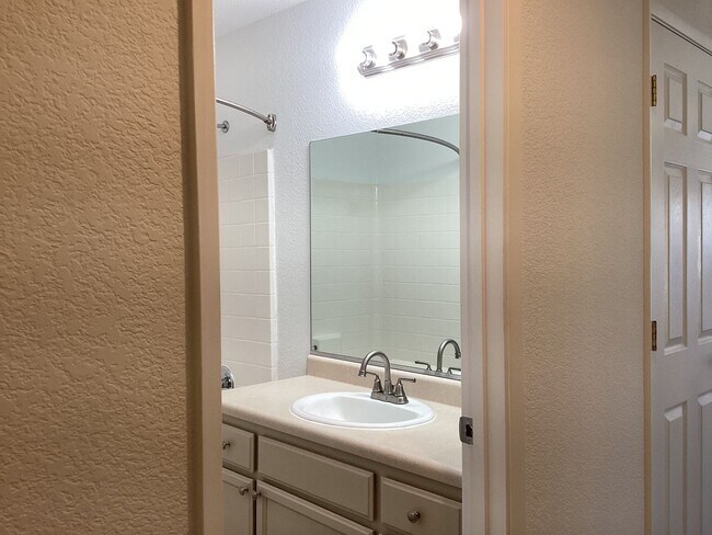 Building Photo - 1450 La Jolla Way