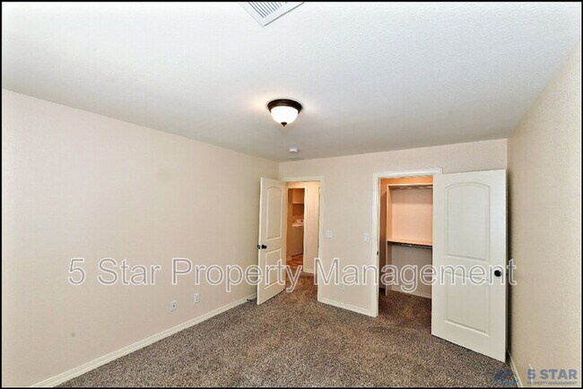 Building Photo - 2840 Tierra De Moyo Pl
