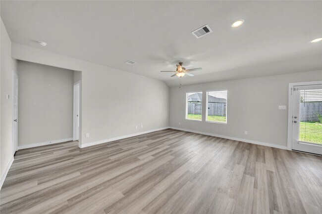 Building Photo - 6338 Buffalo Bnd Ln