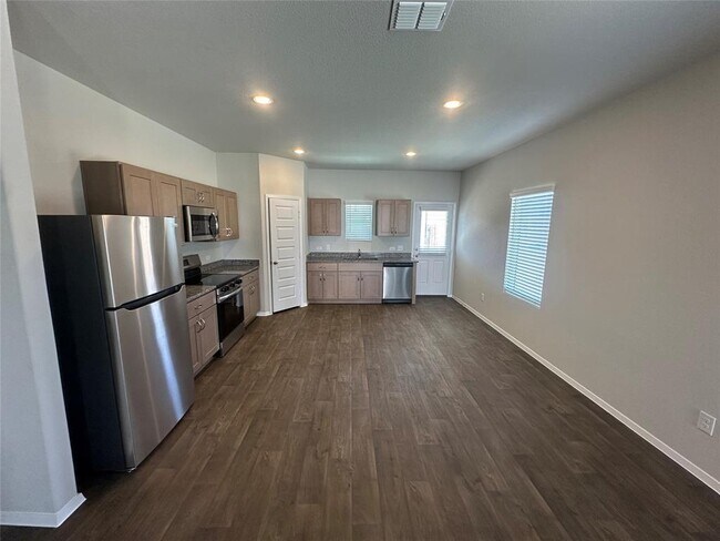 Building Photo - 2703 Towy Rd