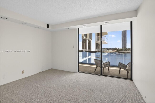 Building Photo - 19707 Turnberry Way