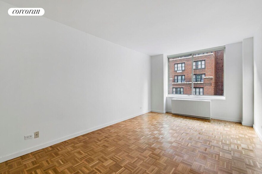 Building Photo - 145 E 48th St