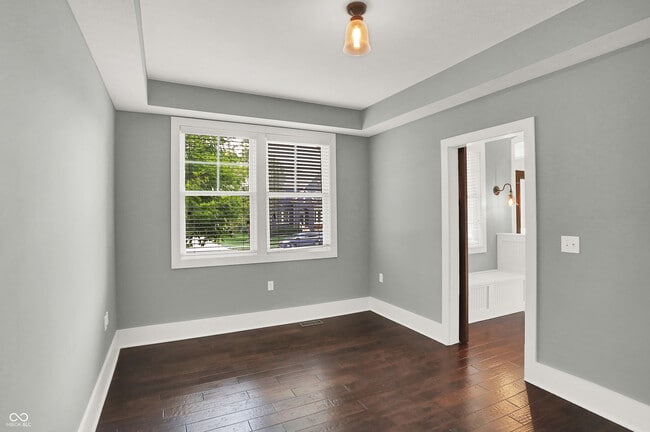 Building Photo - 16893 Oak Manor Dr