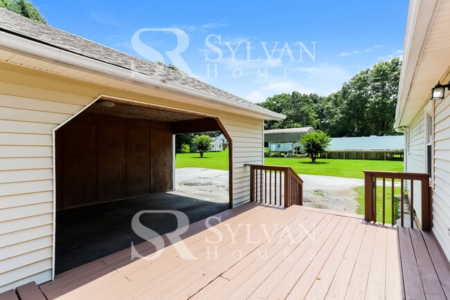 Building Photo - The Lifestyle You Deserve.