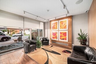 Building Photo - Spacious 1 bedroom home in the heart of Ha...