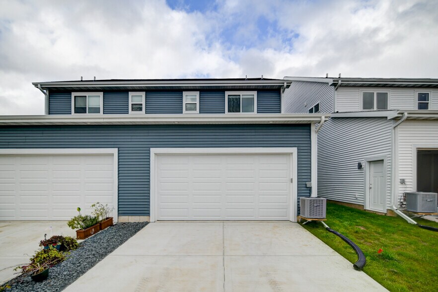 Building Photo - 4783 Suelo Rd