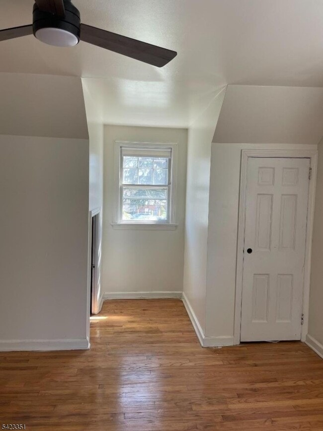 Building Photo - 134 Chestnut St