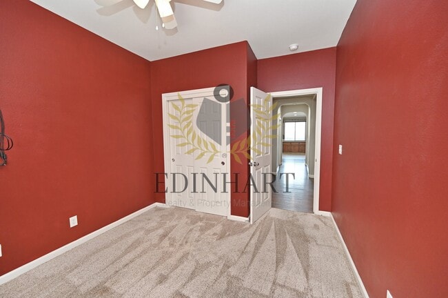 Building Photo - 6756 E Alta Ave