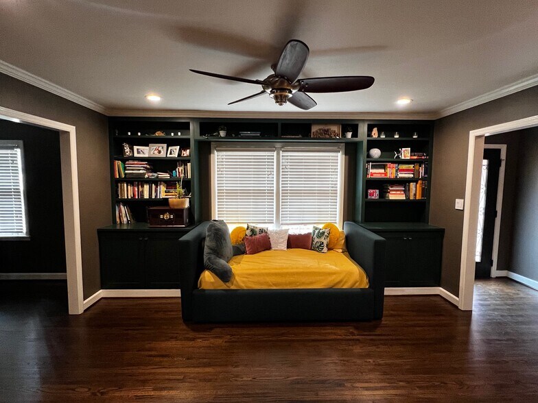 Building Photo - 3024 Whispering Pines Cir