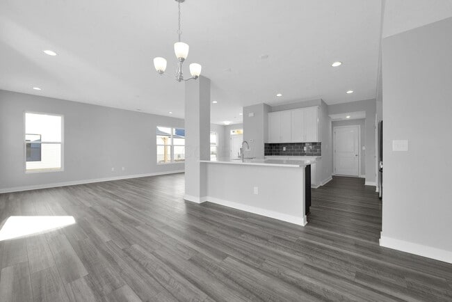 Building Photo - 5491 Fawnsbury Ct