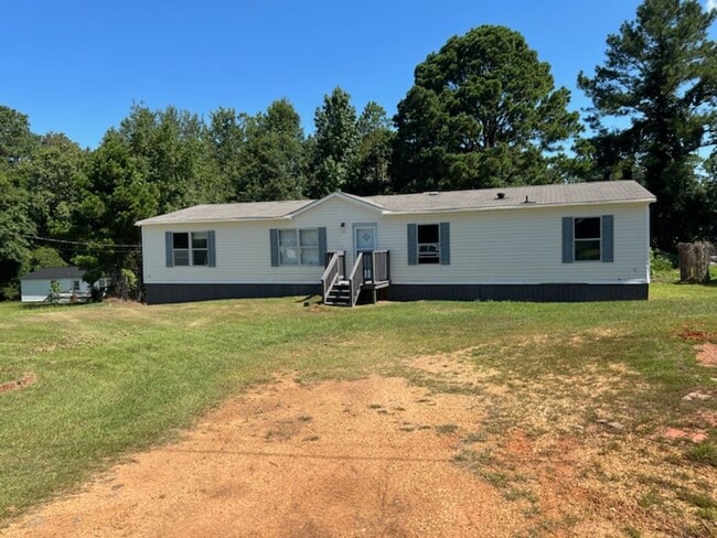 Building Photo - Nice 3 Bed 2 Bath Home! Available Now!