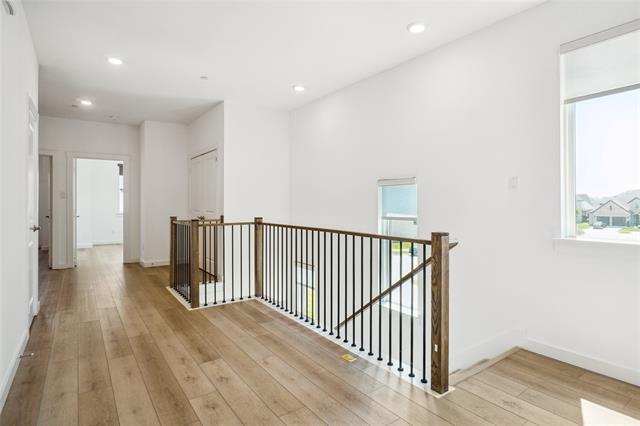 Building Photo - 3811 Rosemont Dr