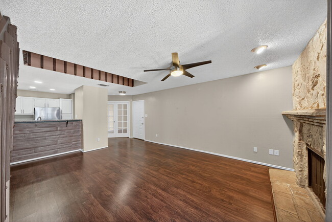 Building Photo - 4107 Medical Dr