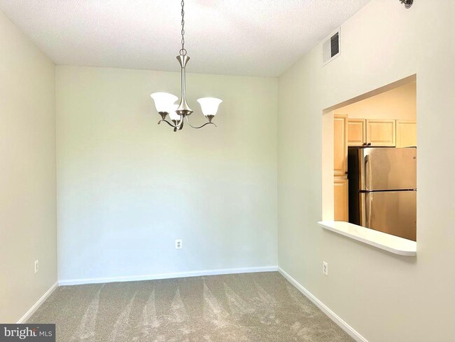Building Photo - 3210 N Leisure World Blvd