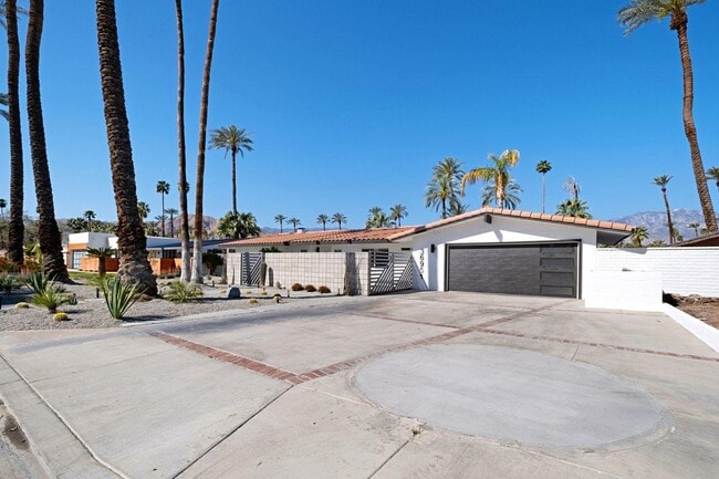 Building Photo - 36951 Marber Dr