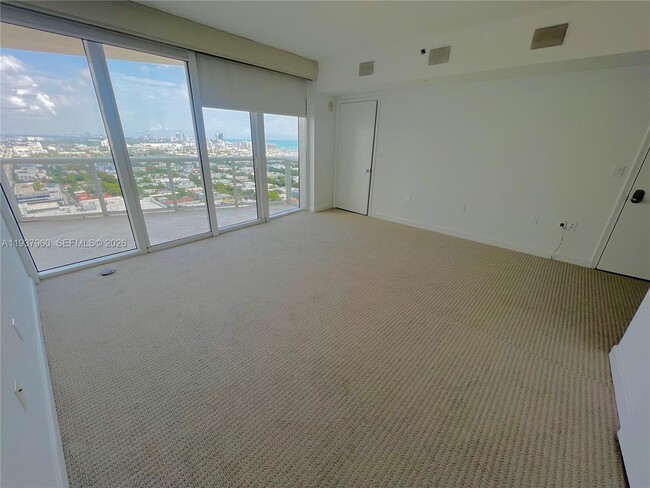 Building Photo - 400 Alton Rd