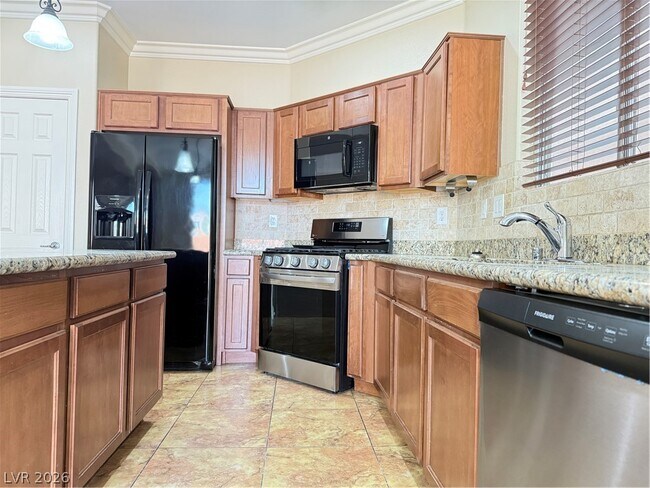 Building Photo - 116 Augusta Course Ave