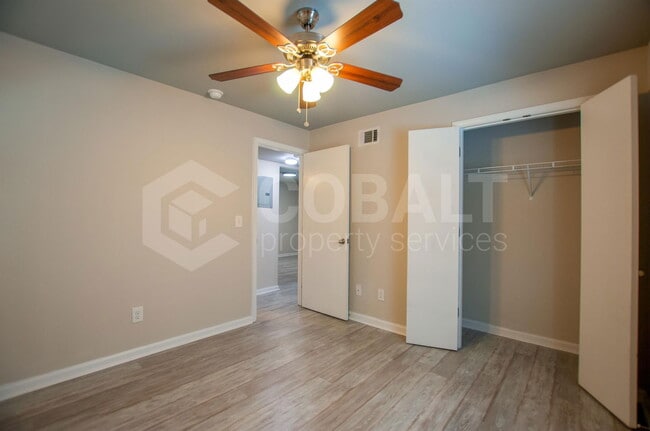 Building Photo - 271 Glen Iris Dr NE