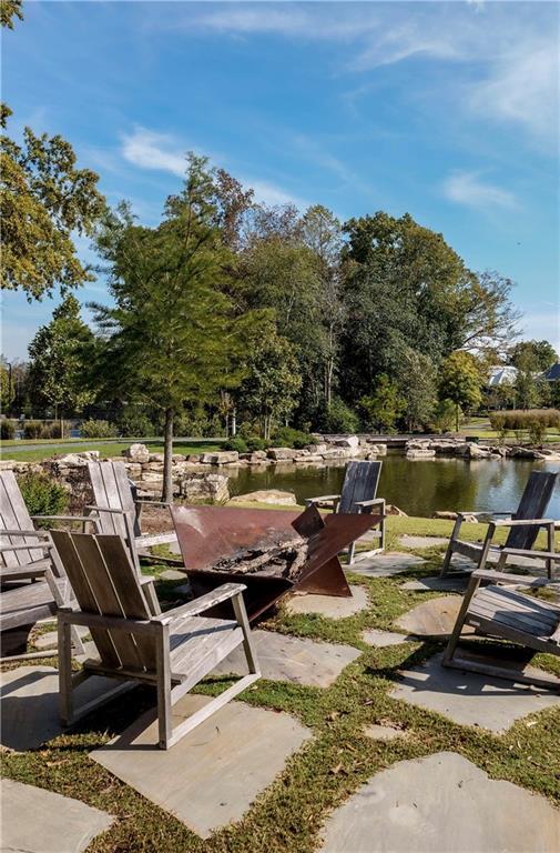 Building Photo - 210 Glasgow Ln