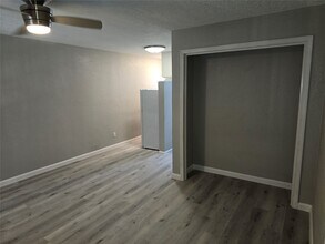 Building Photo - 2501 Yoakum Blvd