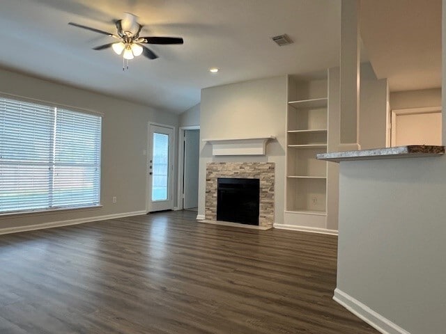 Building Photo - 1111 Park Wind Dr